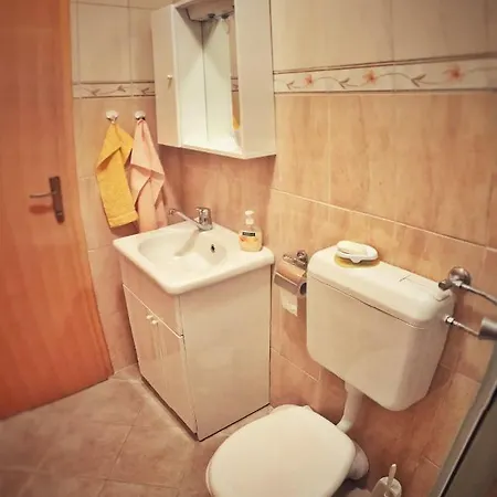 Ruzicin Dvor Povlja (Brac)