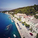 Ruzicin Dvor Povlja (Brac)