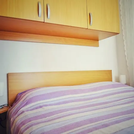 Ruzicin Dvor Apartment Povlja (Brac)