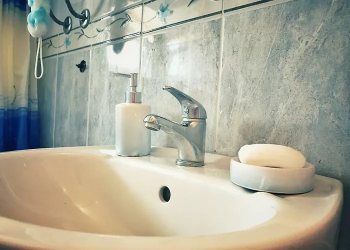 Ruzicin Dvor * Povlja (Brac)